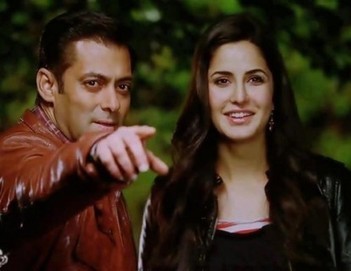 Salman Khan din't spare Katrina Kaif for the si...