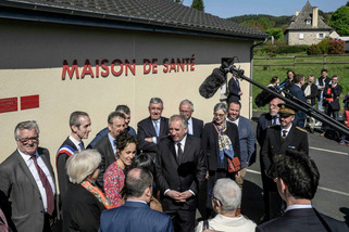 Pour réduire les déserts médicaux, le gouvernement mise sur une « mission de solidarité obligatoire » pour les médecins | Veille territoriale AURH | Scoop.it