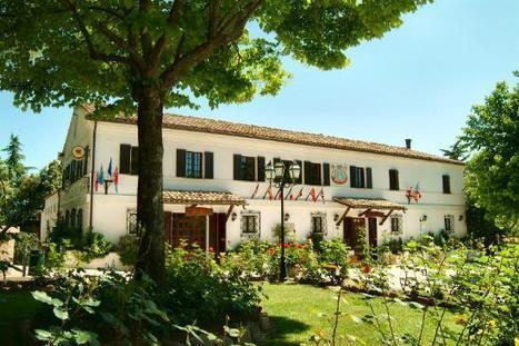 Best Le Marche Properties for Sale: Country House Hotel, Cingoli | Italian Properties - Italiaans Onroerend Goed | Scoop.it