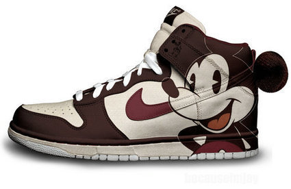 marvel nike dunks