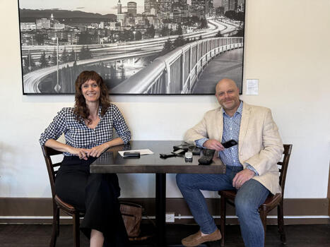 Ditch your smartphone for a flip phone for a month? This group wants Seattleites to try | by John Cook | GeekWire.com | Surfing the Broadband Bit Stream | Scoop.it