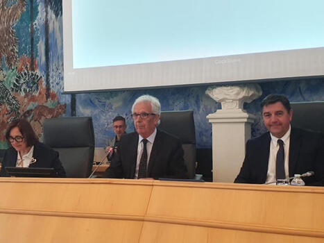 Hautes-Pyr&eacute;n&eacute;es - Un budget 2026 du D&eacute;partement adopt&eacute; &agrave; l&rsquo;unanimit&eacute; du Parti Communiste &agrave; la droite | Accueil | Scoop.it