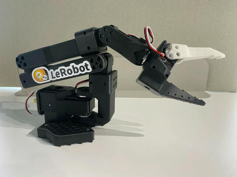 SO-ARM101 open-source dual robotic arm kit works with Hugging Face's LeRobot - CNX Software | Embedded Systems News | Scoop.it