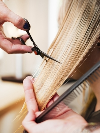 Waarom je dus NOOIT met je benen over elkaar moet zitten bij de kapper | Informatie over haar | Scoop.it