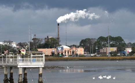 New Bill Seeks to Protect Frontline Communities From Plastics Pollution | TheCircularEconomy.com | Scoop.it