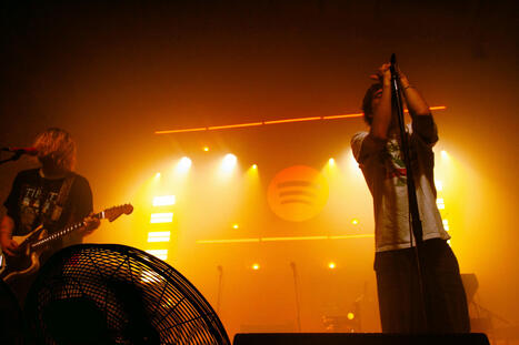 and Royel Otis Team Up on a Special ‘hickey’ Album Release Show for Top Fans — | Live Music Industry News | Scoop.it