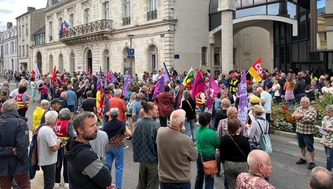  "Bloquons tout" : suivez la mobilisation dans les Landes - ici | Landes - Conseils municipaux & communautaires | Scoop.it