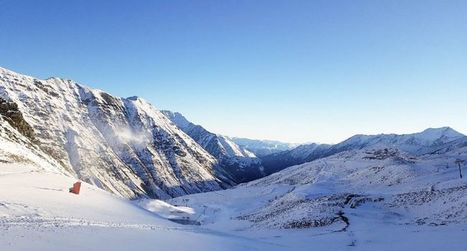 Premières neiges et premières descentes pour les skieurs dans les Pyrénées | Vallées d'Aure & Louron - Pyrénées | Scoop.it