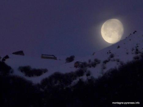 La lune tombe sur Grascouéou - Philippe Villette's Photos | Facebook | Vallées d'Aure & Louron - Pyrénées | Scoop.it