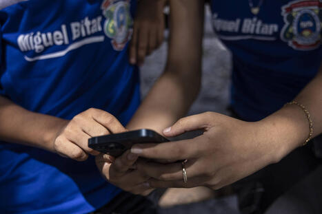 Pisa: Brasil avan&ccedil;a no controle do celular e uso de IA - 08/09/2026 - Educa&ccedil;&atilde;o - Folha | Inova&ccedil;&atilde;o Educacional | Scoop.it