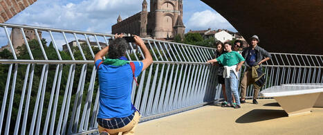 "On fait une belle fin de saison, mieux qu&rsquo;au mois d&rsquo;ao&ucirc;t"&nbsp;: Effet Forbes ou m&eacute;t&eacute;o&nbsp;? Les rues de la cit&eacute; albigeoise envahies par les touristes | Destination Albi - revue de presse | Scoop.it