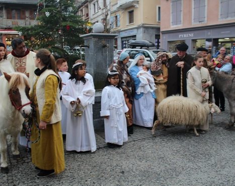 Une journée de Noël avec l'Association des commerçants et artisans d'Arreau | Vallées d'Aure & Louron - Pyrénées | Scoop.it