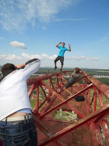 Ukrainian Spider-Man Performing Vertigo-Inducing Stunts Claims Fear Does Not Exist | Strange days indeed... | Scoop.it