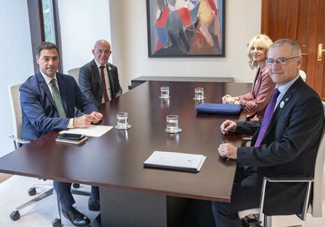 La primera reunión entre el nuevo rector de la UPV/EHU y el lehendakari acaba «con buena sintonía» | Albisteak | Scoop.it