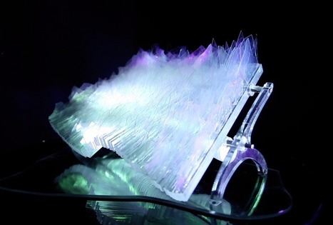 Floe - kinetic glass sculpture by Lida Marinkova, Ozgun Kilic, Oluwaseyi Sosanya, Pierre Paslier | Digital #MediaArt(s) Numérique(s) | Scoop.it