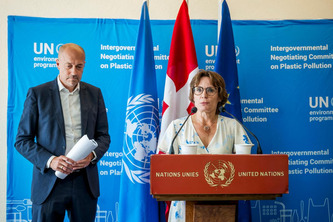 Traité sur la pollution plastique : l’UE « prête » à des compromis pour trouver un accord, mais « pas à n’importe quel prix » | Environnement - Développement durable - Climat | Scoop.it