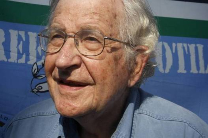 Noam Chomsky on Russia: “The worst-case scenario, of course, would be a nuclear war” | real utopias | Scoop.it