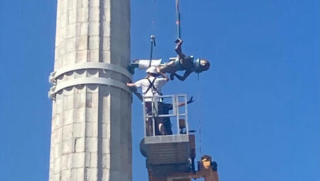 VIDEO - L'homme aux pieds retournés a détrôné Louis XVI à Nantes - ici | Les clefs du Van | Scoop.it