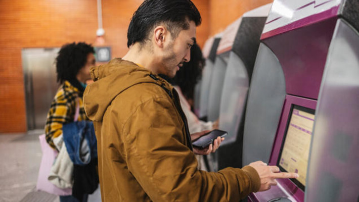 China's middle class is 'shadow saving' &mdash; hoarding cash instead of spending &mdash; and it could be a problem for Americans | Wealth Management Report - Living Your Dreams | Scoop.it