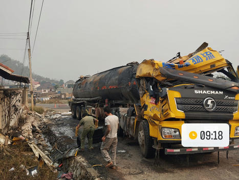 Flipped truck spills sulfuric acid into Lao tributary of Mekong River / le 05.04.2024 | Pollution accidentelle des eaux (+ déchets plastiques) | Scoop.it