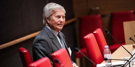 Pour Vincent Bollor&eacute;, l&rsquo;audiovisuel public devrait &ecirc;tre enti&egrave;rement pay&eacute; par la publicit&eacute; | DocPresse ESJ Lille | Scoop.it