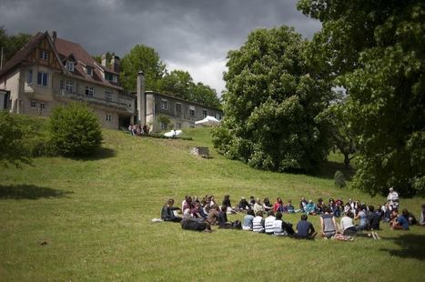 À une heure de Paris, ils créent un hackerspace rural pour marier numérique et écologie | Co-working, FabLabs, Télétravail et Incubateurs | Scoop.it