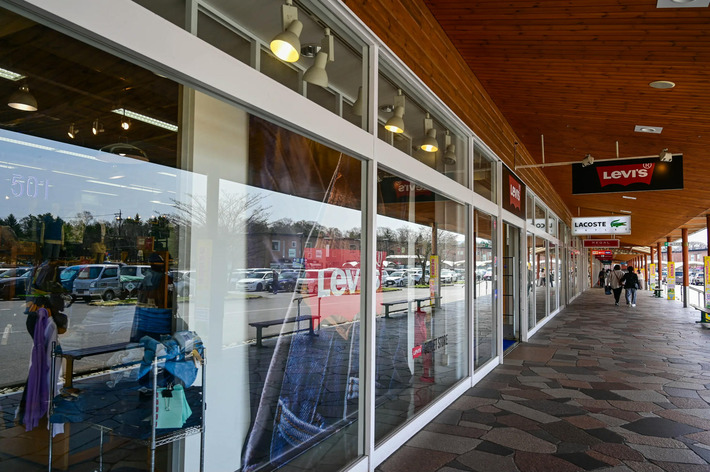 Retail Sales Rebound Beats Forecasts In June Advance | Real Estate Report | Scoop.it