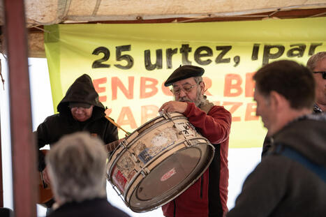 À Mendionde, LAB fête ses 25 ans de présence au Pays Basque Nord | Euskal Herria | MEDIABASK | BABinfo Pays Basque | Scoop.it