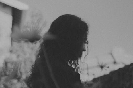 &laquo;&nbsp;Pourquoi moi&nbsp;? Le ciel m&rsquo;est tomb&eacute; sur la t&ecirc;te&nbsp;&raquo;&nbsp;: Lou, 29&nbsp;ans, diagnostiqu&eacute;e bipolaire - Le Monde | Revue de presse | Scoop.it