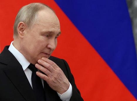 Putin Is 'Losing Control' in Russia: Dictator Expert - Newsweek.com | Apollyon | Scoop.it