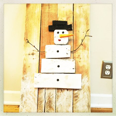 Folkart Pallet Snowman Has Bean Fun! | 1001 Pallets ideas ! | Scoop.it