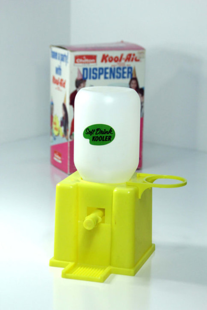 Vintage 1970s Chilton Toys Kool-Aid Brand Soft Drink Dispenser Kooler in Box Kids Koolaid Maker Cooler - Sweet Retro Goodness! | Antiques & Vintage Collectibles | Scoop.it