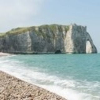 Etretat, le Mont-Saint-Michel, en train et en car | Veille territoriale AURH | Scoop.it