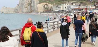 Étretat. Un parking relais et des navettes gratuites pour le week-end de l'Ascension | Une semaine d'actu - Newsletter de veille de l'AURH | Scoop.it