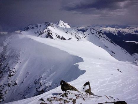 Vue du Pic Prada le 29 mars 2014 - Maxime Teixeira | Facebook | Vallées d'Aure & Louron - Pyrénées | Scoop.it