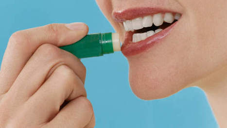 Sobre, elle confond la colle forte et le Labello | Mais n'importe quoi ! | Scoop.it