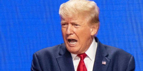 Trump suggests bribery scheme cost him key evangelical endorsement: 'What's going on?' - Raw Story | Backstabber Watch | Scoop.it