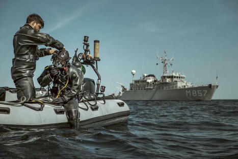The Netherlands hands over minesweepers to Ukraine to protect maritime borders | DEFENSE NEWS | Scoop.it