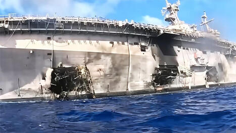 Navy's GARC Kamikaze Drone Boat Blew A Hole In Ex-USS Peleliu During Sinking Exercise | DEFENSE NEWS | Scoop.it