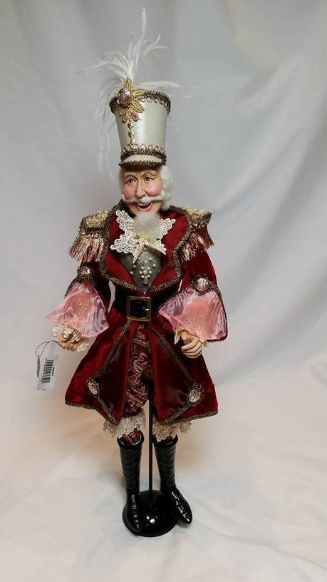 collectible nutcracker dolls