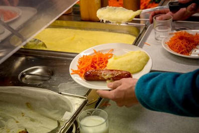 Vastuu p&auml;iv&auml;kotien ruokah&auml;vikist&auml; vanhemmille | 1Uutiset - Lukemisen t&auml;hden | Scoop.it