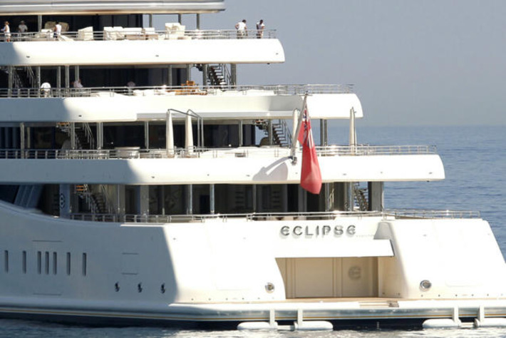 Photo of world's most expensive yacht sparks outrage: 'Worth more than Jeff Bezos' Koru and Mark Zuckerberg's Launchpad yachts combined' | The UHNW Lifestyle Report | Scoop.it