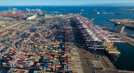 Vessel berths in port of Long Beach after container overboard incident&nbsp; / le 19.03.2026&nbsp; | Pollution accidentelle des eaux (+ d&eacute;chets plastiques) | Scoop.it