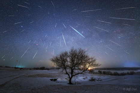 Etoiles Filantes Sur La Rivière Du Drago