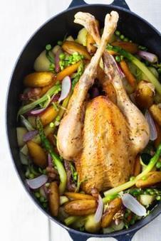 POULET FERMIER D’AUVERGNE RÔTI EN COCOTTE LUTÉE, ACCOMPAGNÉ DE SES PETITS LÉGUMES CUITS | Hobby, LifeStyle and much more... (multilingual: EN, FR, DE) | Scoop.it