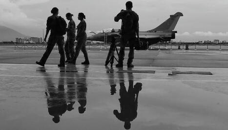 France/Philippines : Frustré par l'impasse de la vente de sous-marins, Paris pousse ses avions de combat à Manille | DEFENSE NEWS | Scoop.it