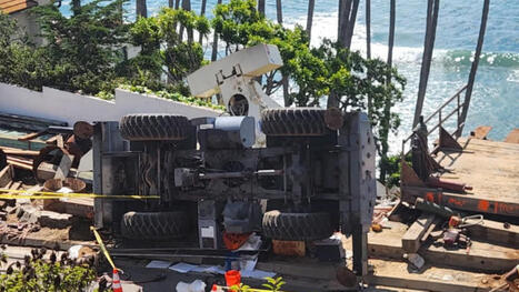 Overturned construction crane blocks traffic in Malibu – | Coastal Restoration | Scoop.it