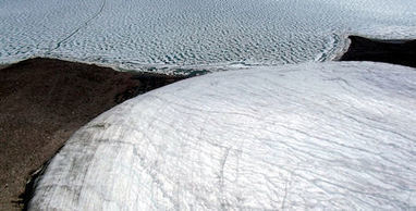 The Presurfer: 50 Stunning Ice Formations From Around The World | Strange days indeed... | Scoop.it