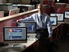 Social media find place in classroom - USATODAY.com | Maestr@s y redes de aprendizajeZ | Scoop.it