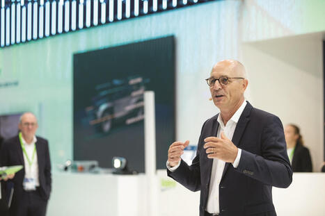 Personnalit&eacute; Automobile de l'Ann&eacute;e : Christophe P&eacute;rillat d&eacute;croche le troph&eacute;e | The Revolution Of The Car Industry | Scoop.it